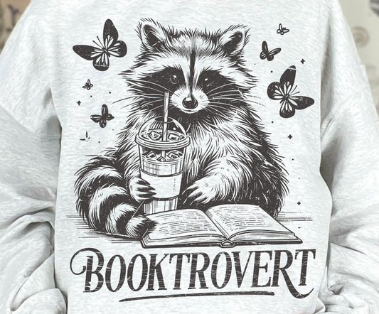 Booktrovert Racoon sweat